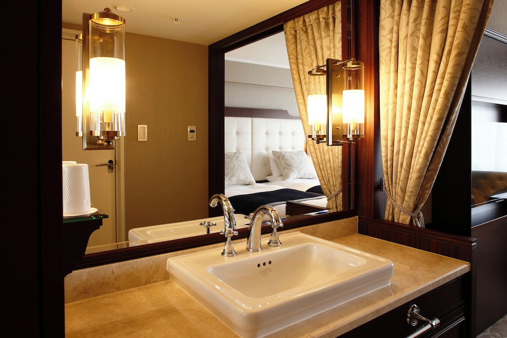 Kyoto Century Hotel 57