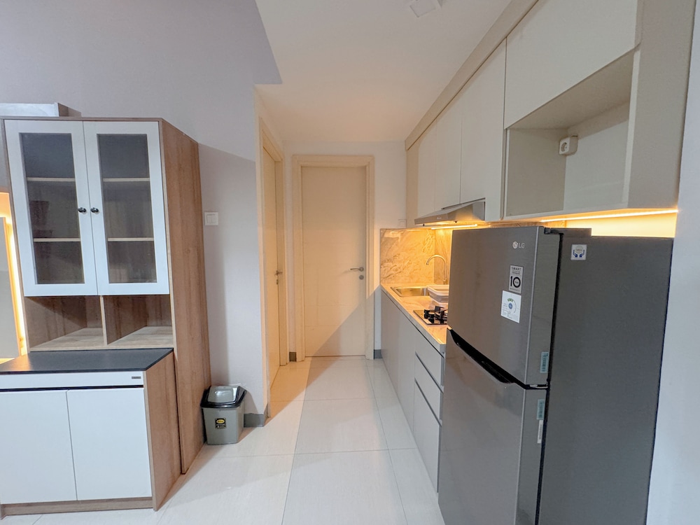 Minimalist 2Br And Well Design Room At Benson Supermall Mansion Apartment