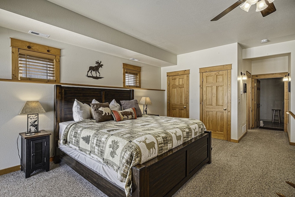 Estes Park Vacation Lodging