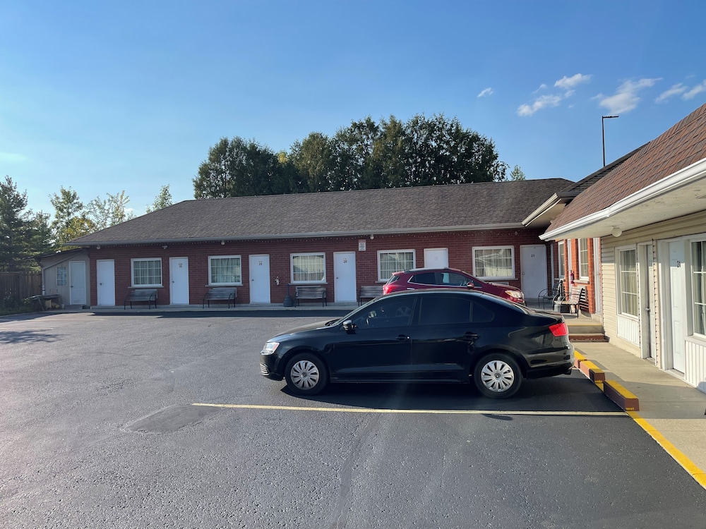 WAYFARE MOTEL