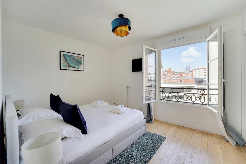 Superb 3BR With Terraces - Puteaux La Defense