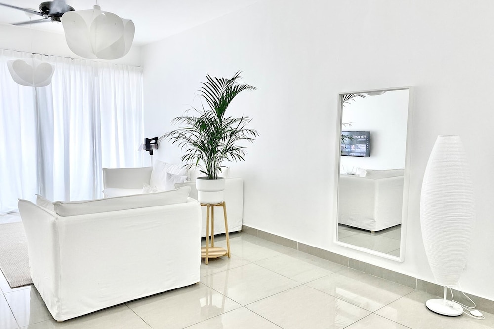 Amerin Residence Mall Apartments