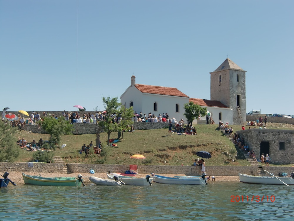 Photo 38
