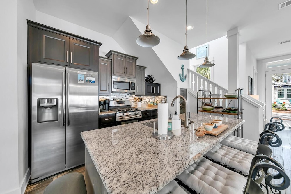 Seagrove Serenity