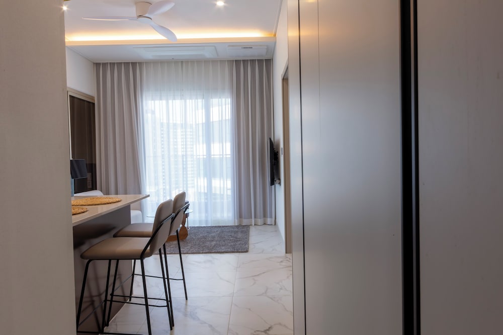 Raviens Maison de Hotel