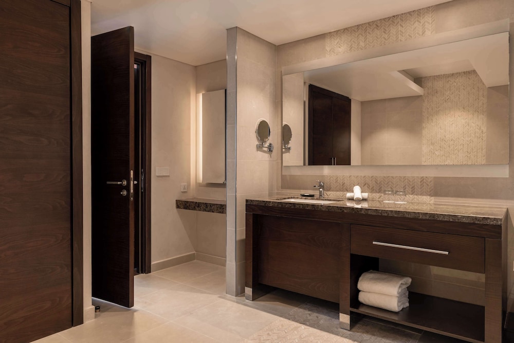 Radisson Blu Hotel, Conakry