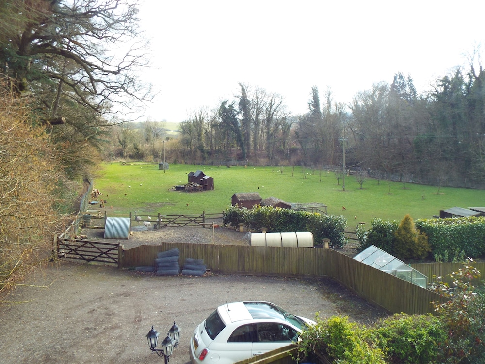 Meadowbrook Cottage B&B