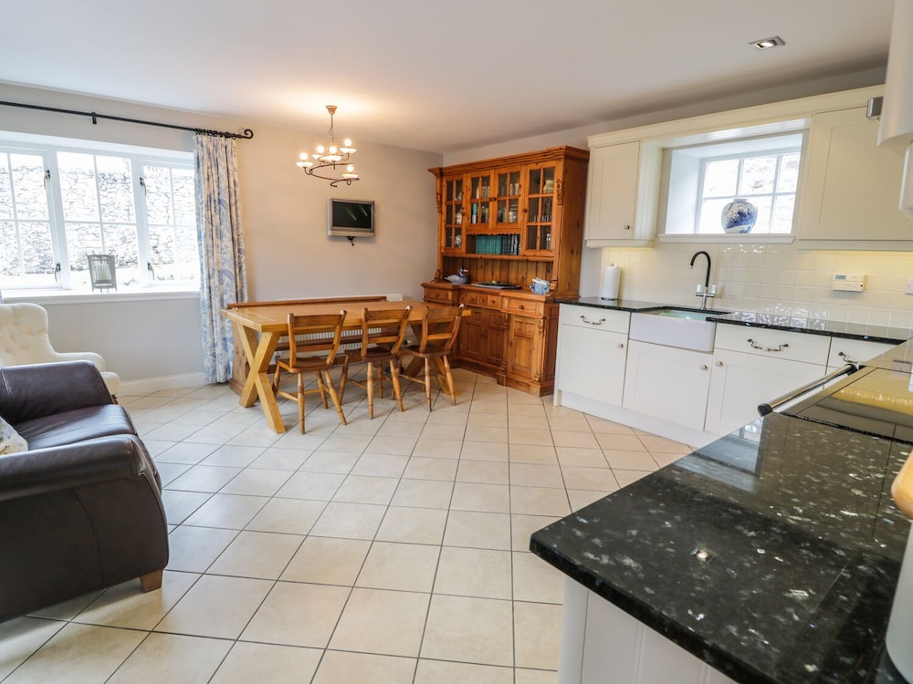 Bracken Holiday Cottage view 2