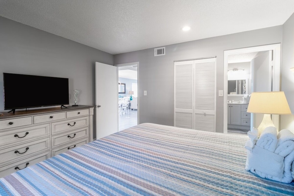Heron Pointe E1 2 Bedroom Condo