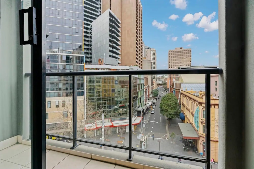 Kozyguru | Haymarket | 2 Bedroom Studio Apartments On George St
