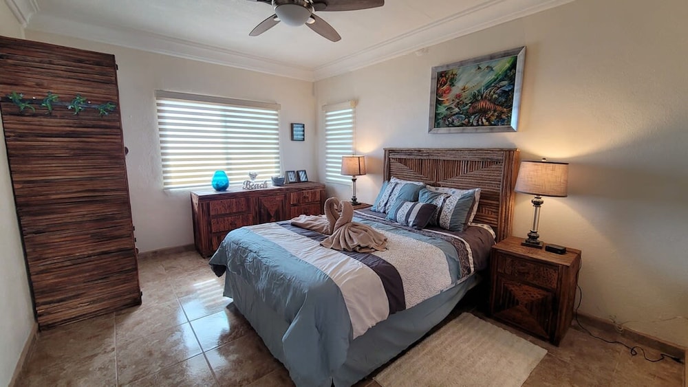 Casa Evita 3 Bedroom Beachfront Home