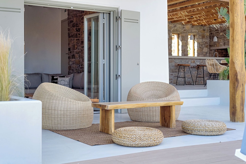 Villa Yasemin on the Rock
