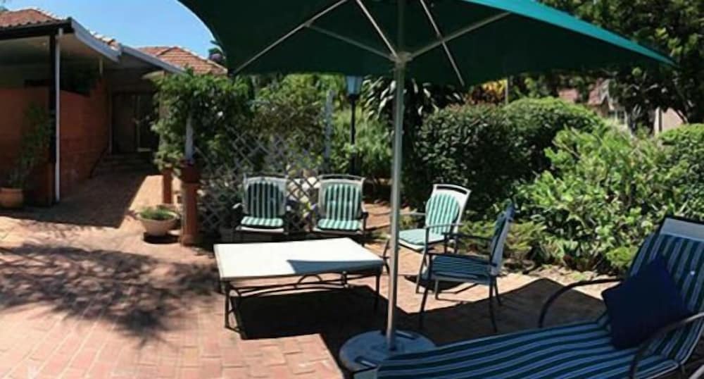 The Palms B & B