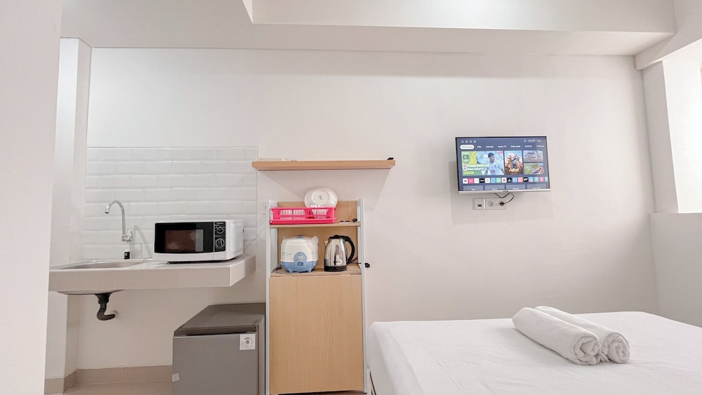 Great Deal Studio (No Kitchen) At Bandaraya - Tallasa City Makassar Apartment