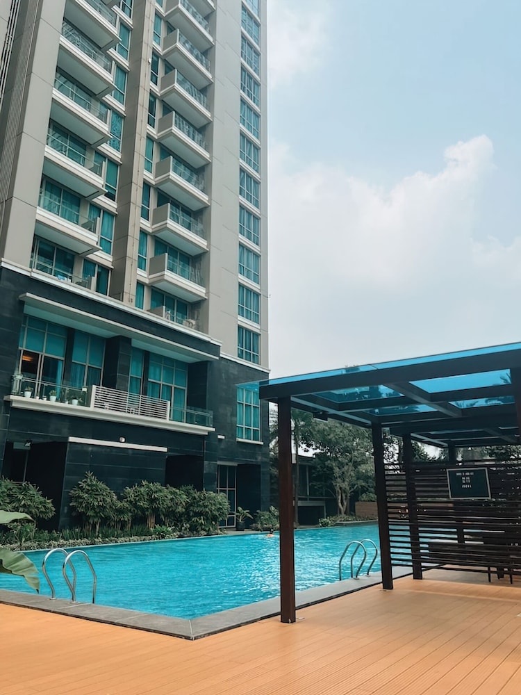 Salute de Senopati - Luxury Apartments