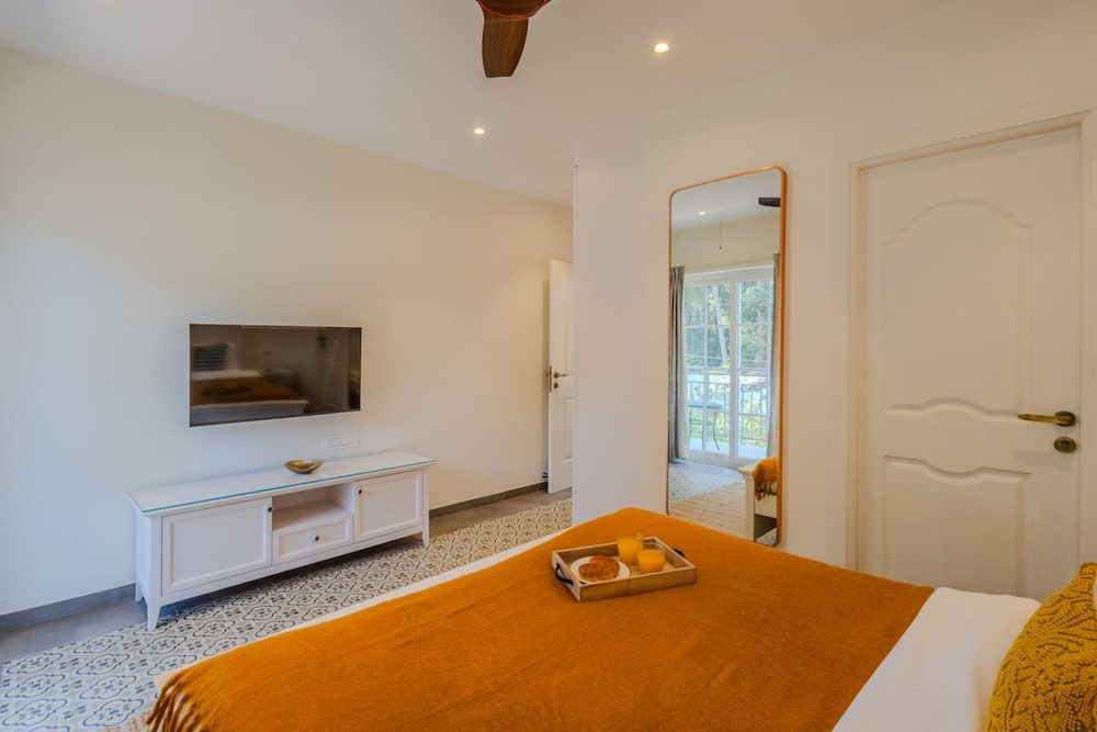 Casa Shikha - 5BR Villa w Private Pool North Goa