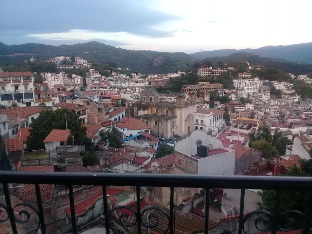 Hotel Casa Frida Hotel y Spa by Rotamundos - Image 1