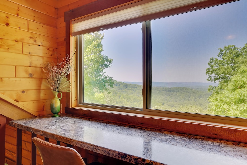 22 Mi to Whitetail Ridge Ski Area: Cozy Getaway