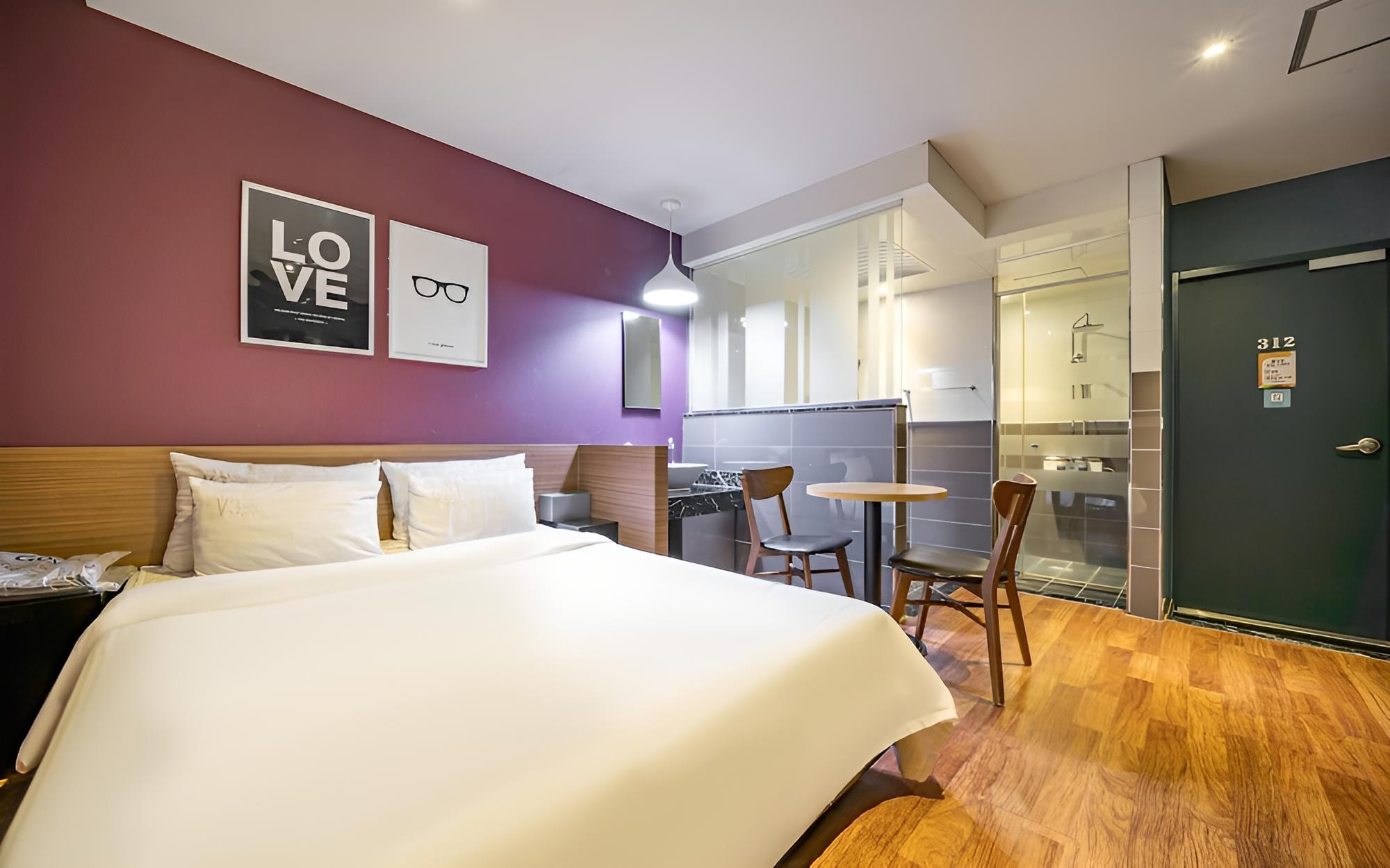 Changwon V3 Self Check-in Motel view 5