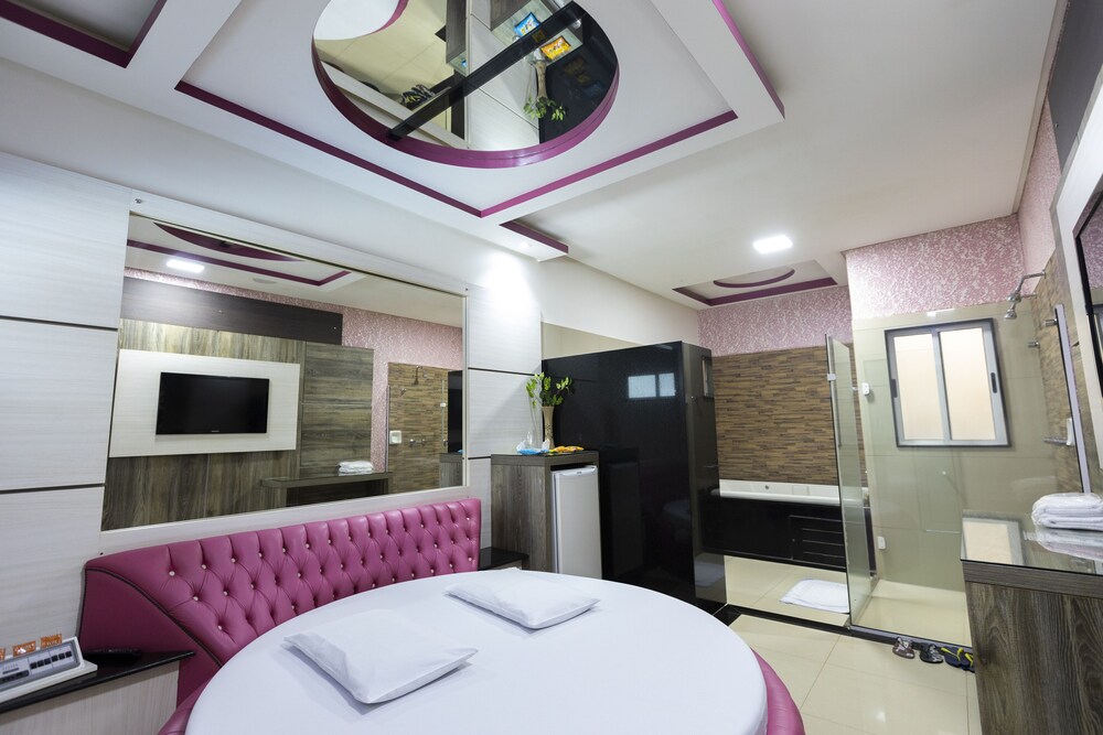 Troia Motel