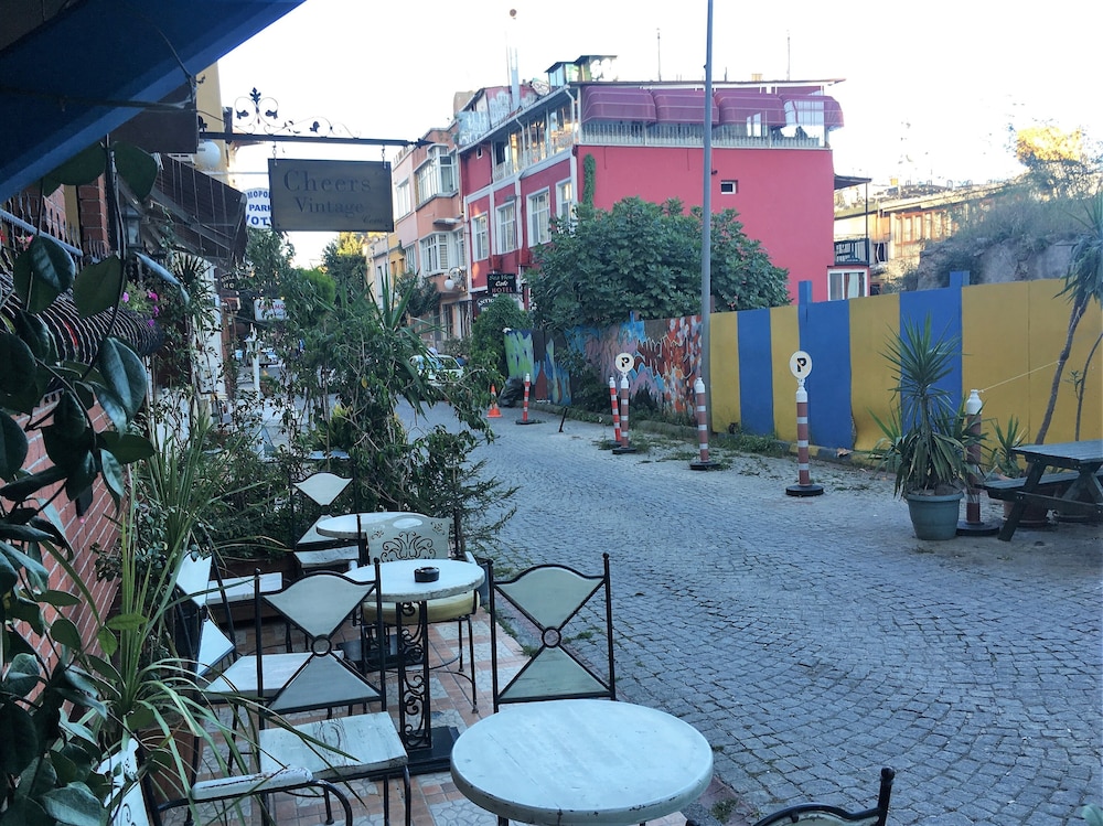 Cheers Vintage - Hostel