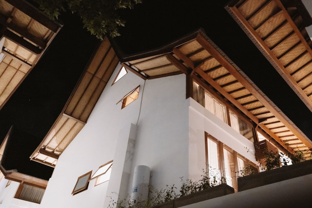 Treetop Villas