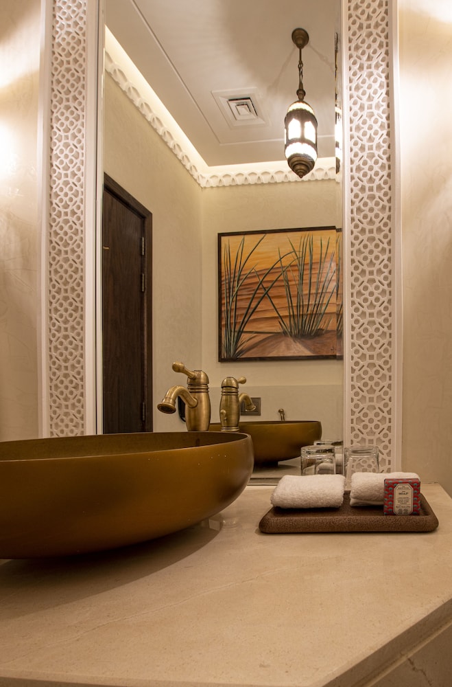 Al Badayer Retreat by Sharjah Collection