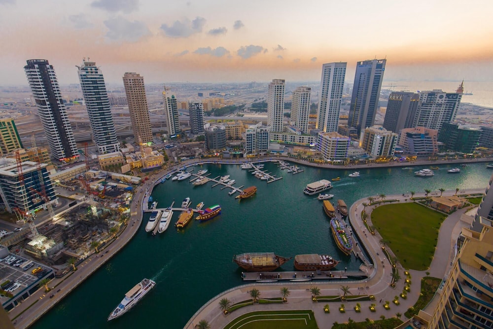 DXB - Sparkle Tower - 1 - 2704 - DM