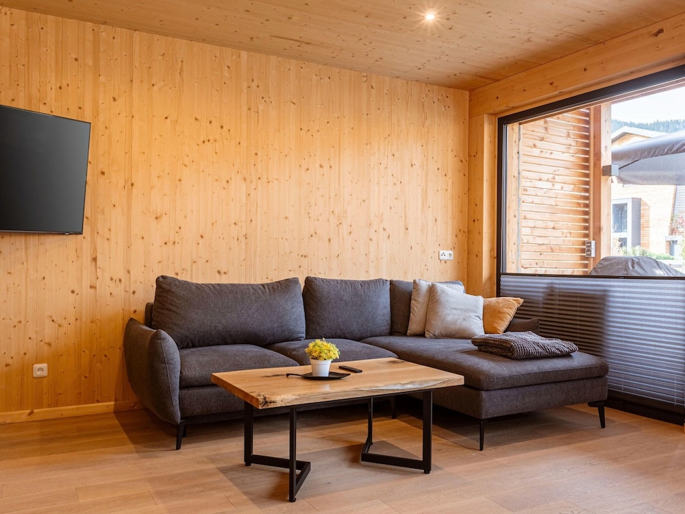Attractive Holiday Home With Pool