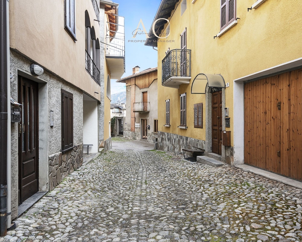 La Tana in Vione With 1 Bedrooms and 1 Bathrooms photo 2
