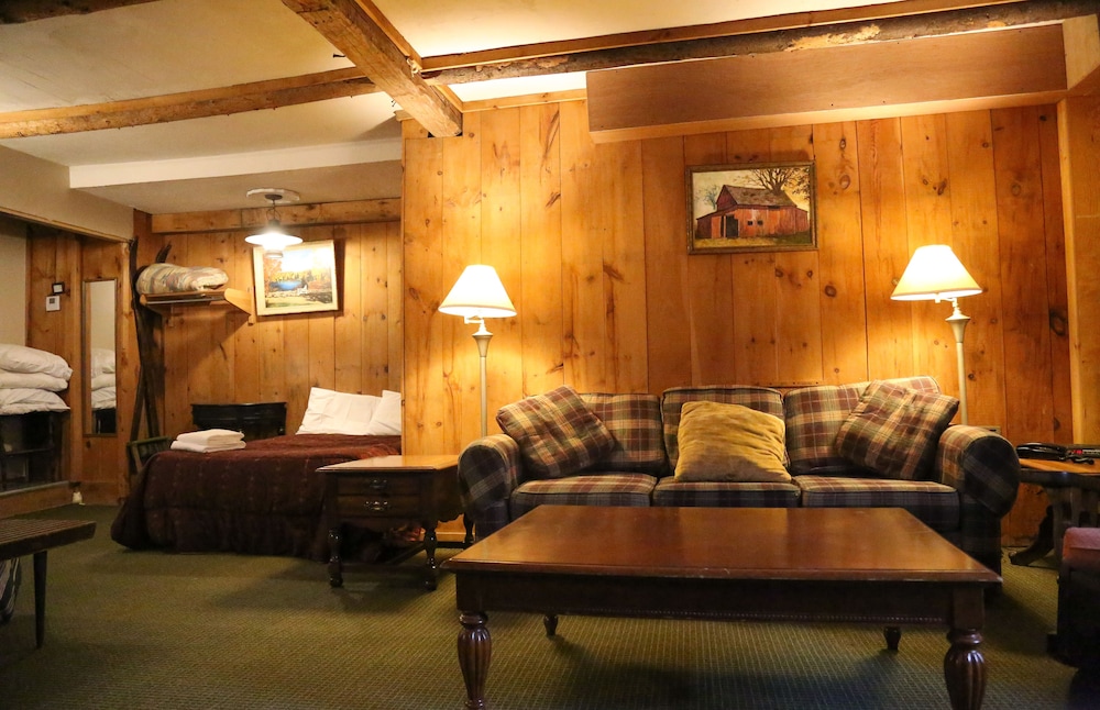 Plymouth Vacations - Salt Ash Inn - Property Image 10