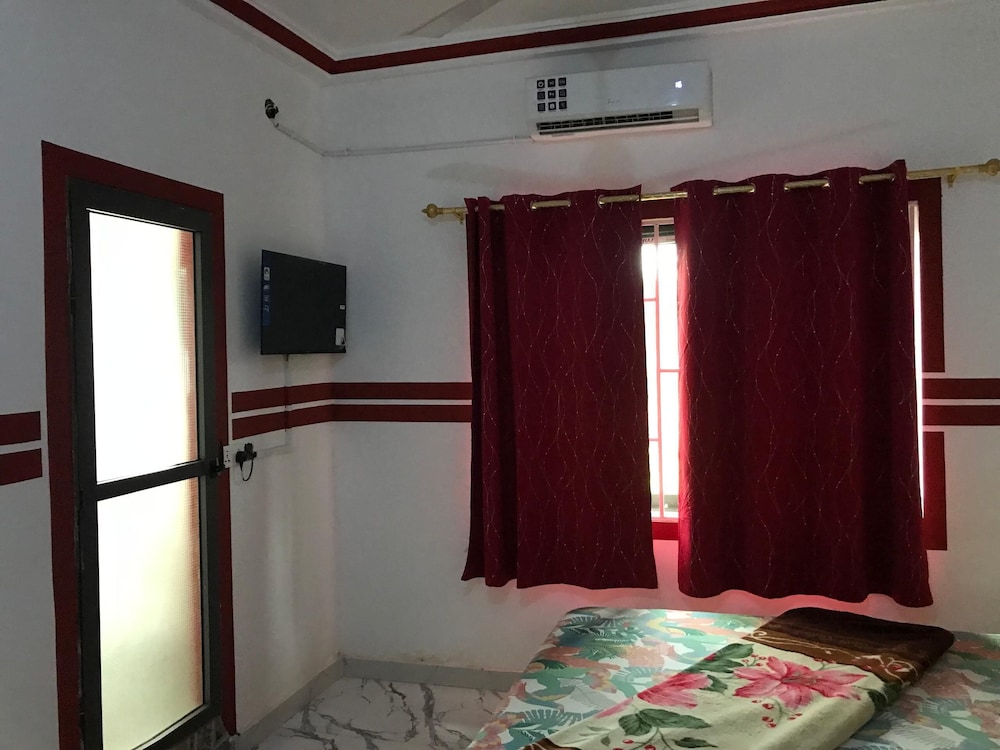 Alberjah Traincity Guesthouse