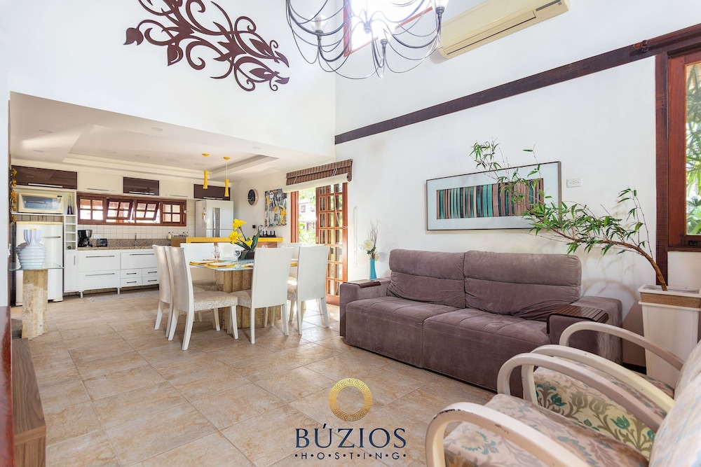 Bz03 Casa 4 suítes e área gourmet priv