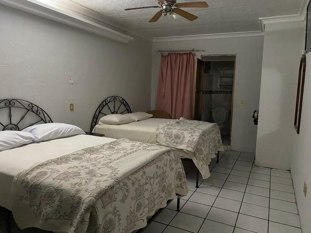 Hotel Abasolo