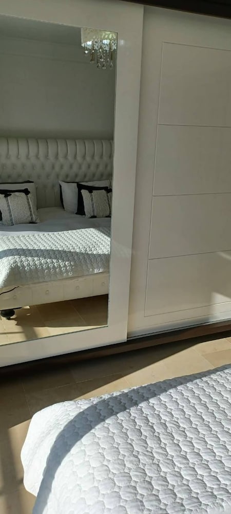 Sea Front Luxury Living Apartment in Sousse