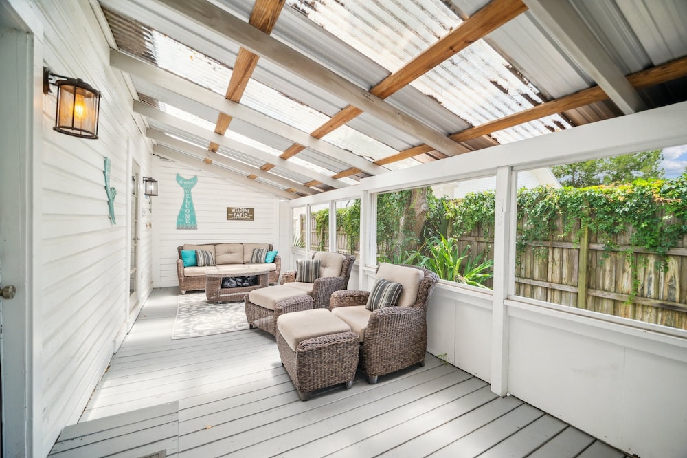 Historic St Augustine Getaway Near Downtown 2 Bedroom Cottage