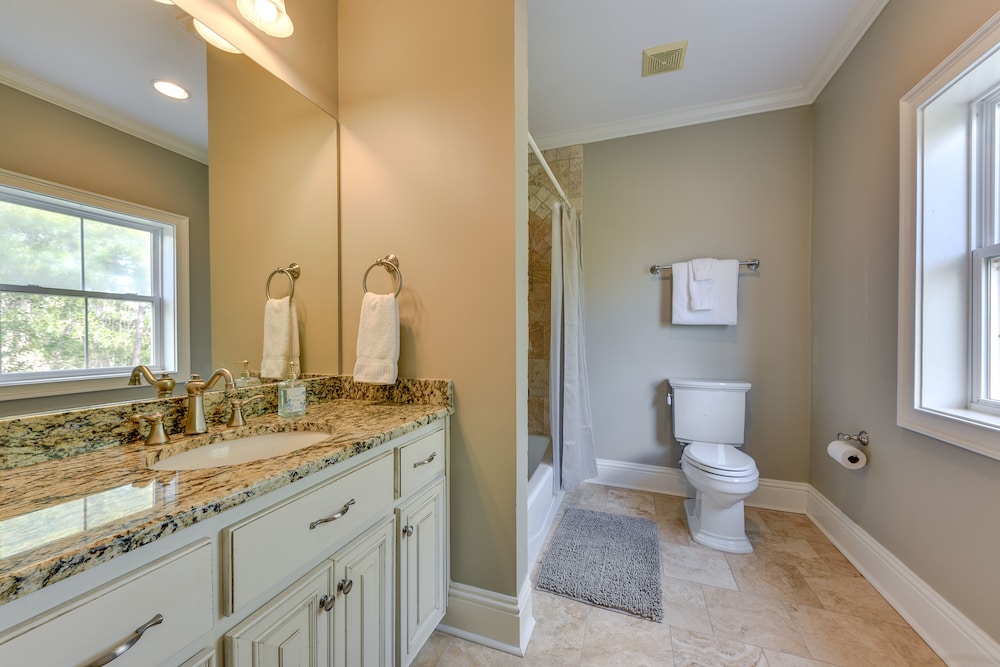 St Marys Townhome w/ Community Hot Tub & Boat Dock view 4