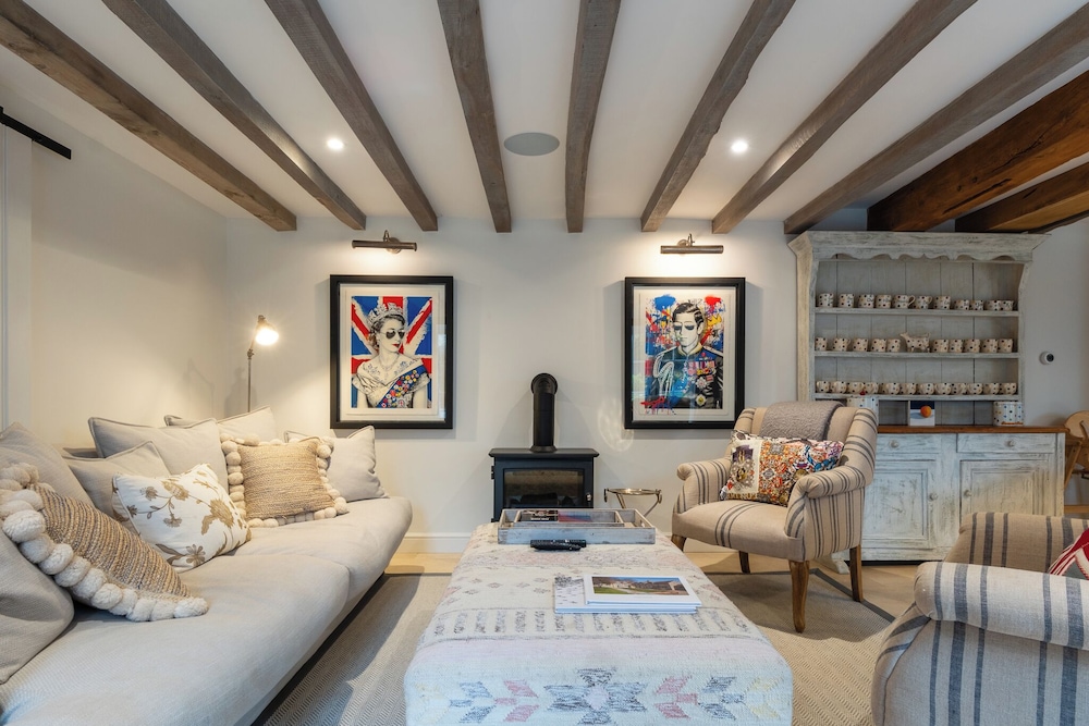 Stunning 6 BB Cottage & Annexe