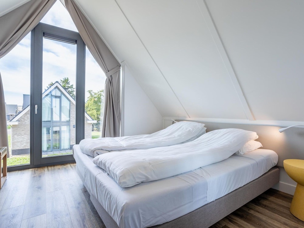 Cozy Villa With sun Shower and Sauna view 3