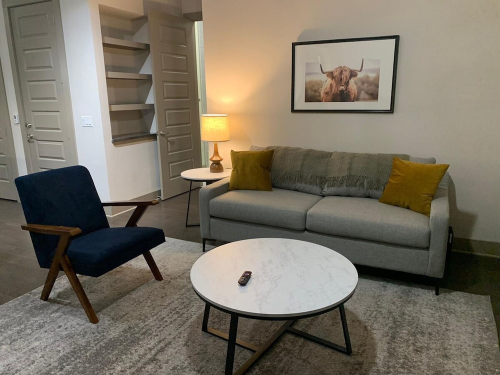 Relax at Cityline I Premium 2BR in Dallas