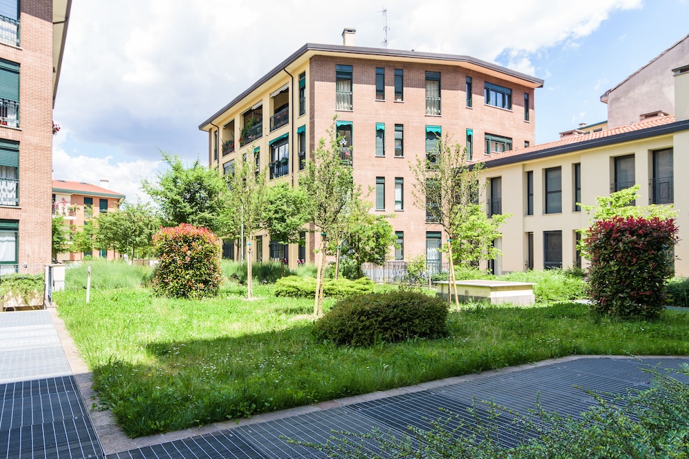 Home At Hotel - Naviglio Pavese — Milan