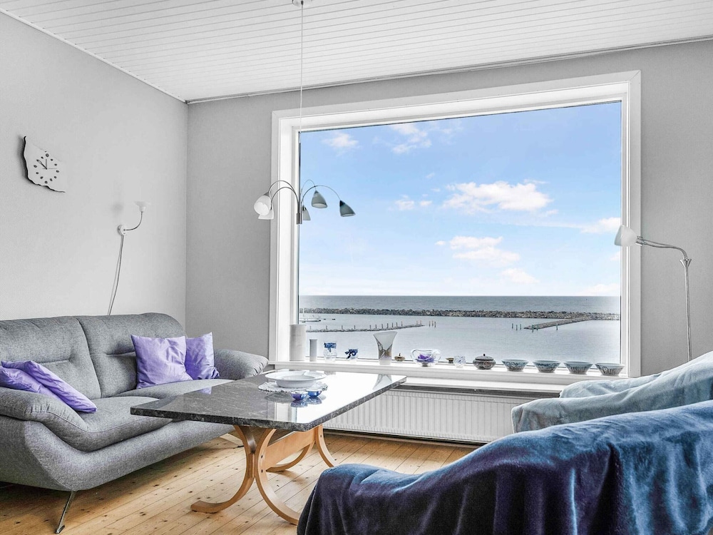 5 Star Holiday Home in Ronne