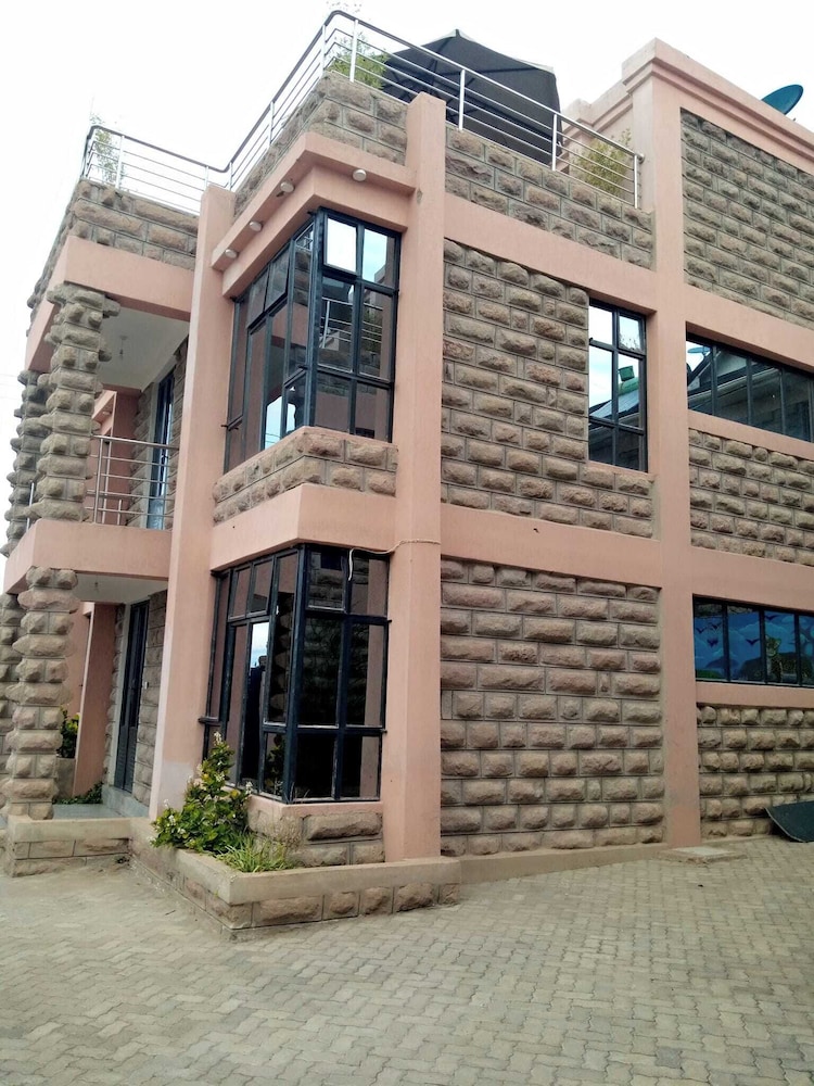 Lux Suites Samora Villas Athiriver