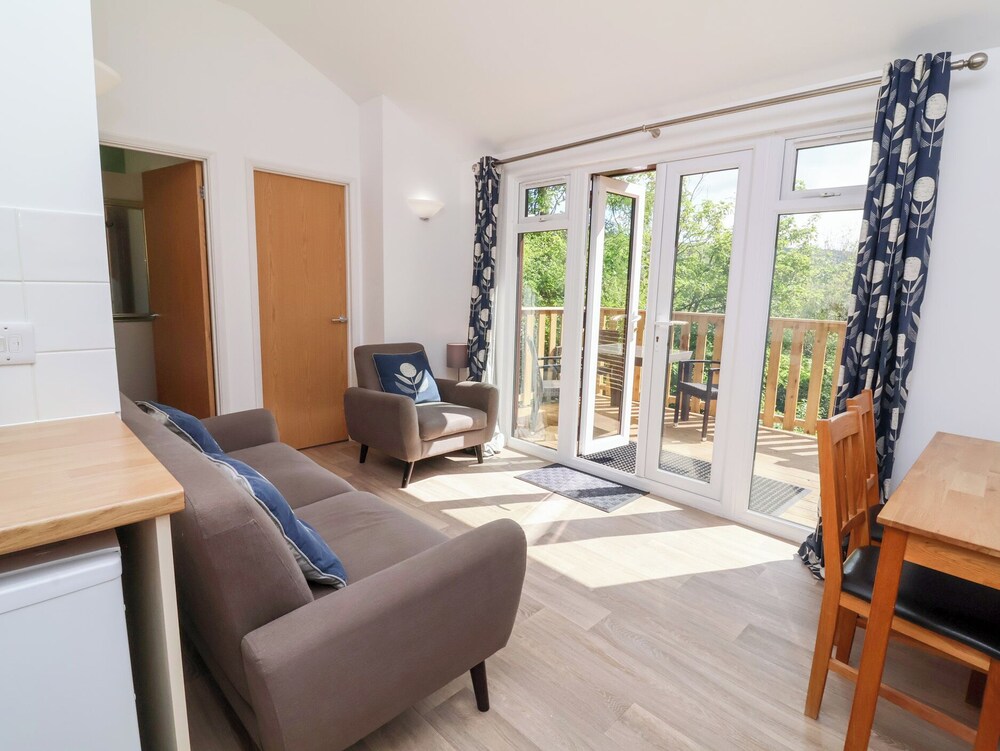 Chalet Log Cabin C9