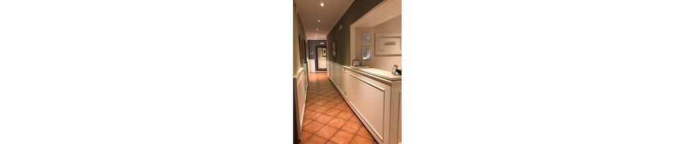 207 Inn