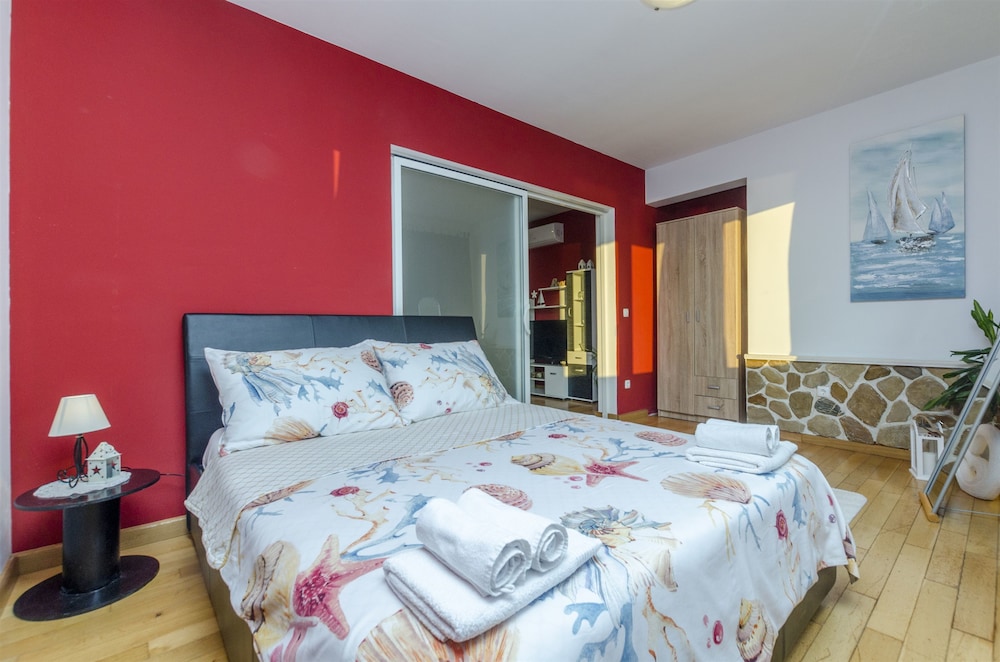 Apartments Bluesun view 4