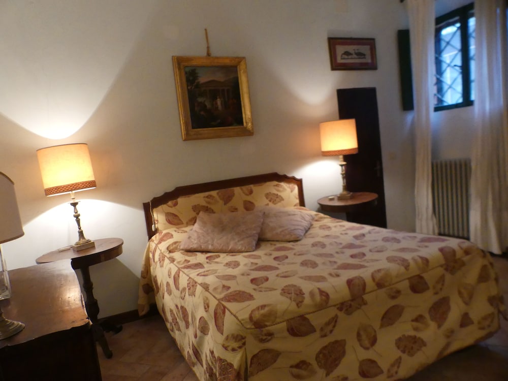 Elegante Appartamento in Villa con Piscina view 2