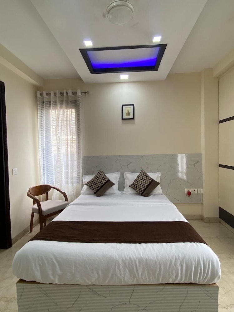 Cassava Stay