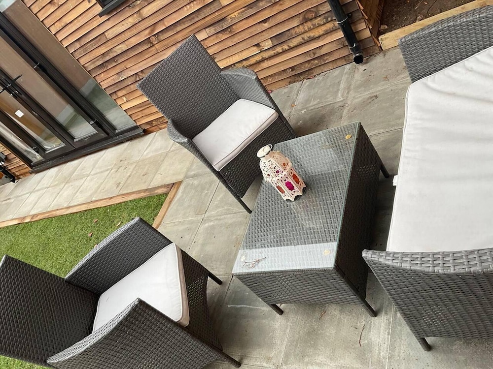 outdoor bbq area