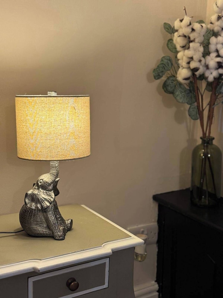 Winsford Woodford Cottage - Cozy Retreat